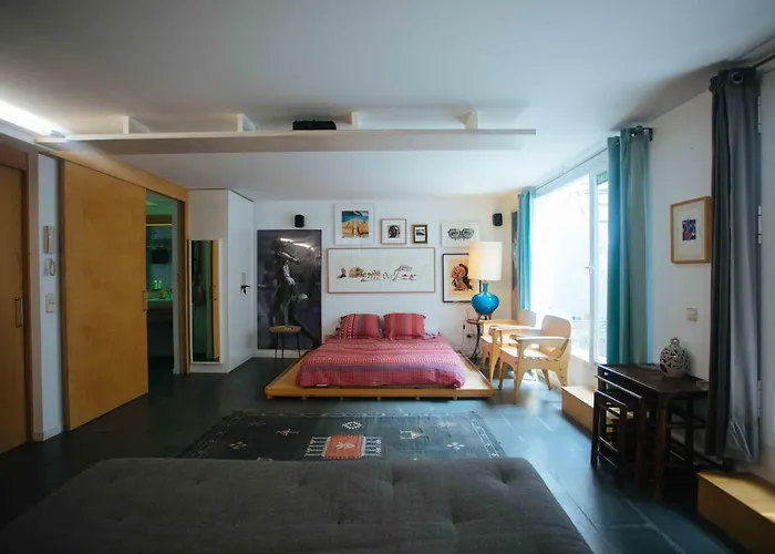 Spacious Chillout In